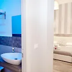 Di Nera Oda ve Kahvaltı 4*